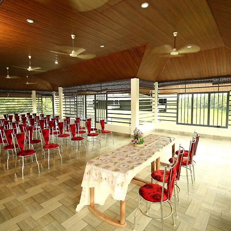 Captains Cabin Backwater Resort Alappuzha Buitenkant foto