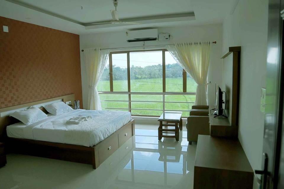 Captains Cabin Backwater Resort Alappuzha Buitenkant foto