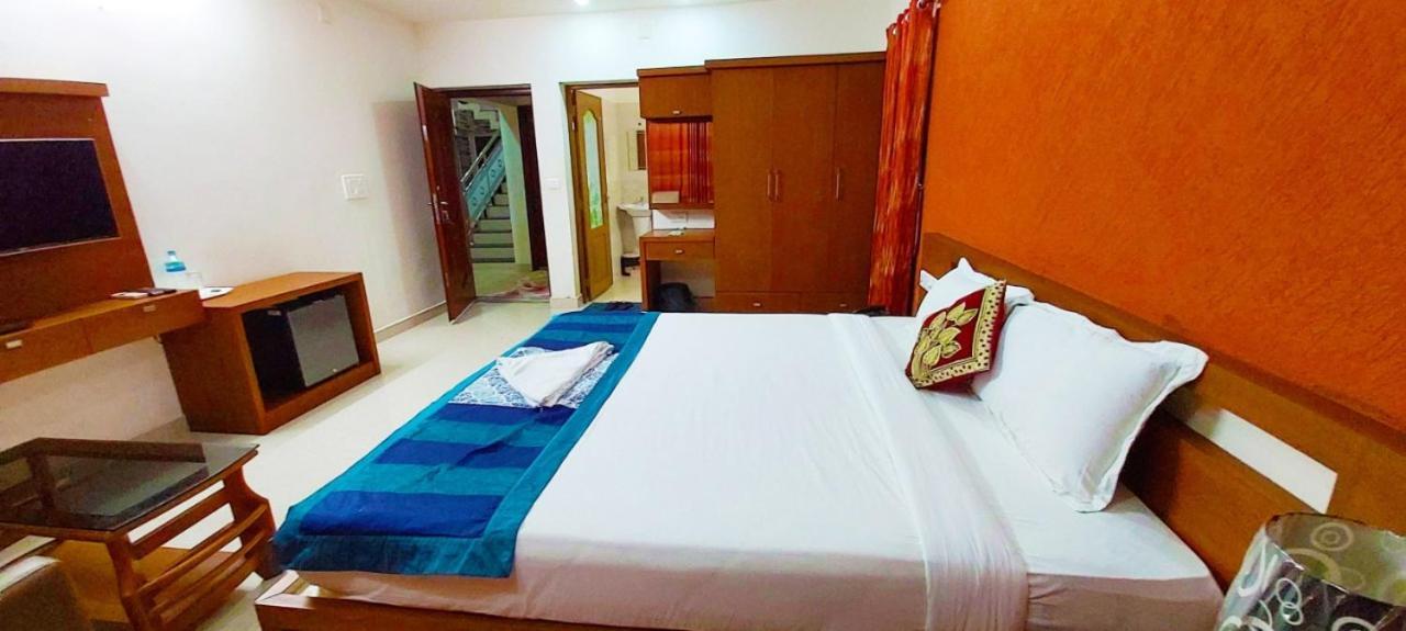 Captains Cabin Backwater Resort Alappuzha Buitenkant foto