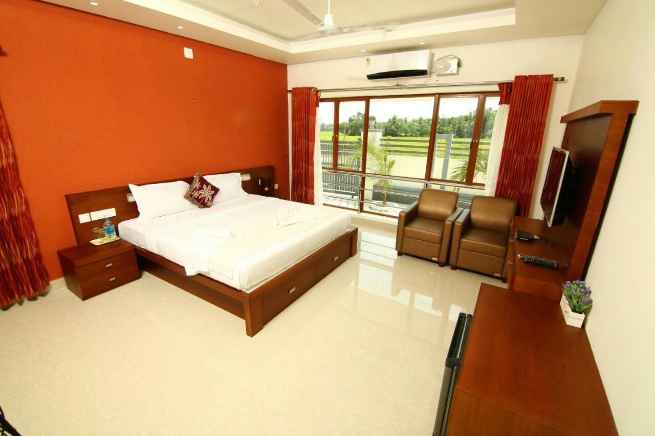 Captains Cabin Backwater Resort Alappuzha Buitenkant foto